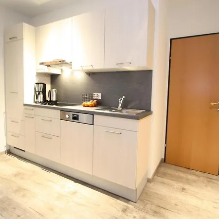 Appartamento Vogue In Near Lift *