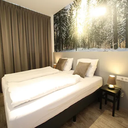 Vogue In Near Lift Apartment *