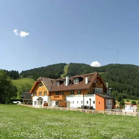 Vogue In Near Lift * Sankt Margarethen im Lungau